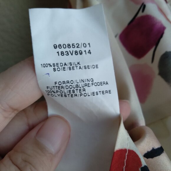 Tintoretto Cream 100% Silk Top with Leaf Print and Flutter Sleeves - Picture 7 of 8